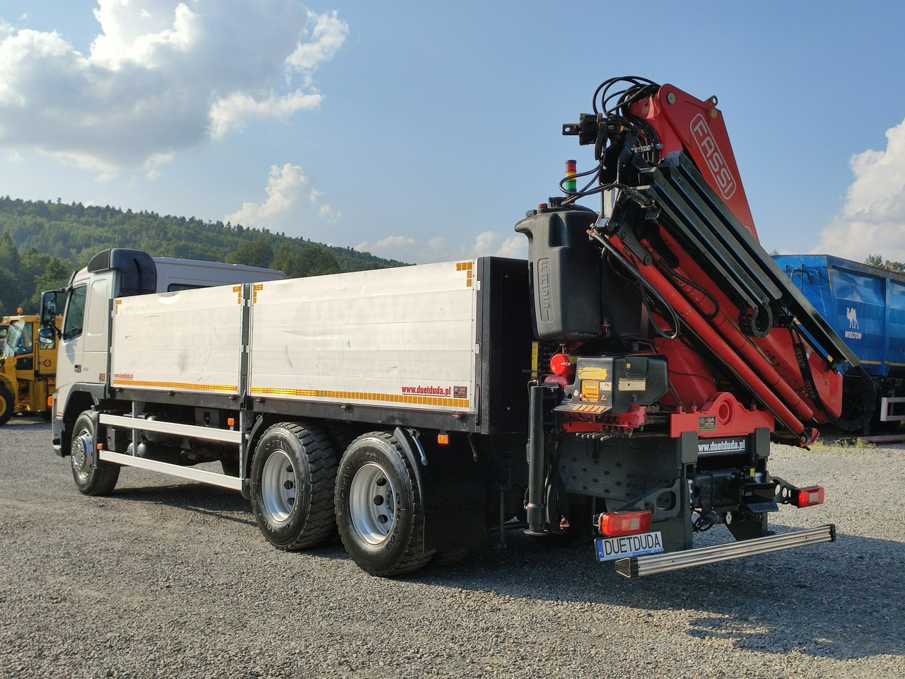 Camión caja abierta, Camión grúa Volvo FM 440 6x4 HDS FASSI F170 Składany w Literę Z: foto 24