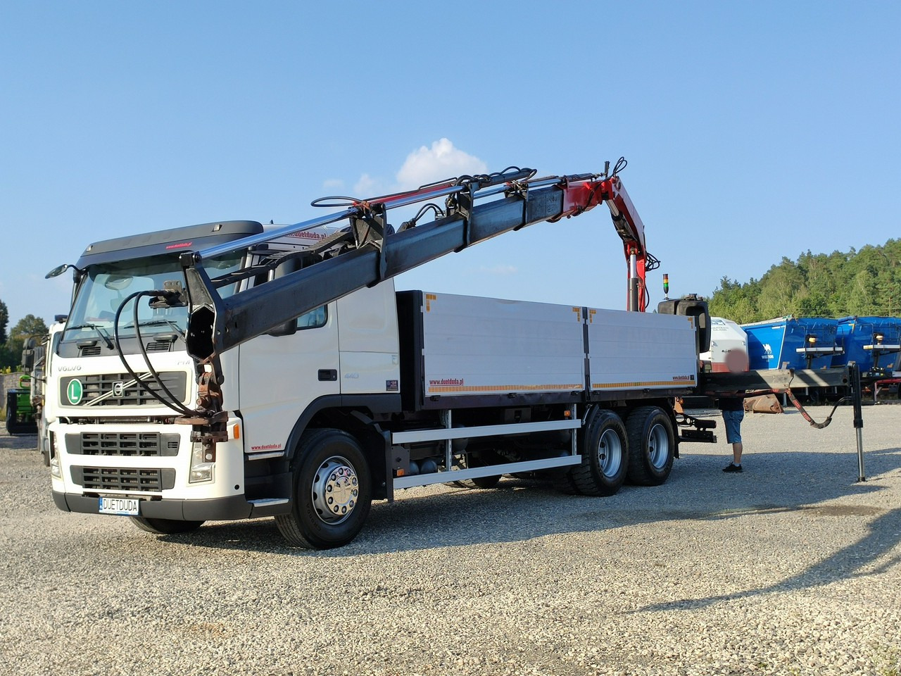 Camión caja abierta, Camión grúa Volvo FM 440 6x4 HDS FASSI F170 Składany w Literę Z: foto 19