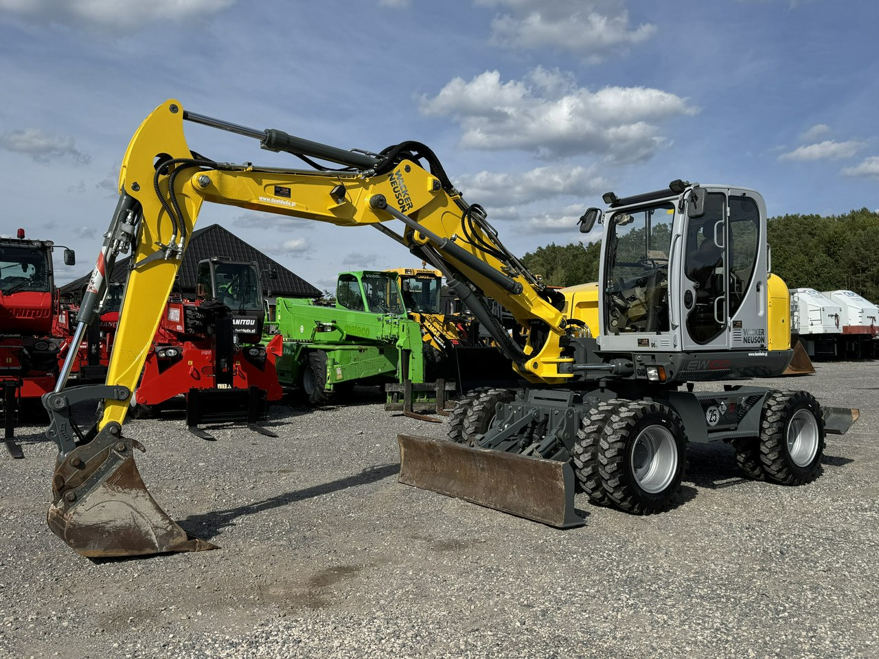 Wacker Neuson EW100 Pług + Podpory 10 ton Szybkozłącze Klimatyzacja - Excavadora de ruedas: foto 4 Wacker Neuson EW100 Pług + Podpory 10 ton Szybkozłącze Klimatyzacja - Excavadora de ruedas: foto 4
