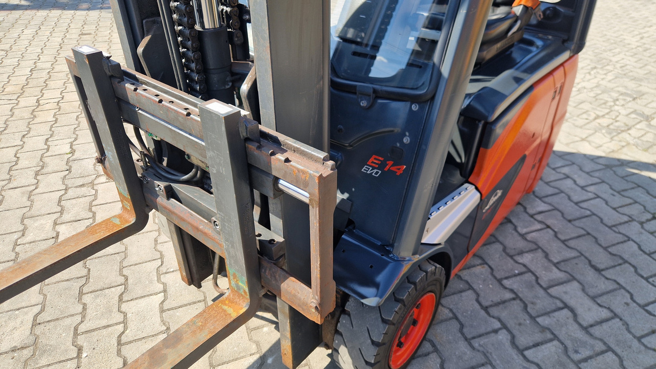 Carretilla elevadora eléctrica LINDE E 14 EVO: foto 11