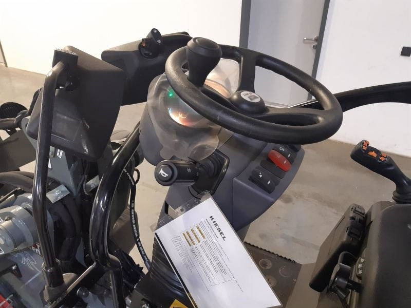 Giant G 2200 E X-Tra Elektro / electric - Minicargadora: foto 5 Giant G 2200 E X-Tra Elektro / electric - Minicargadora: foto 5