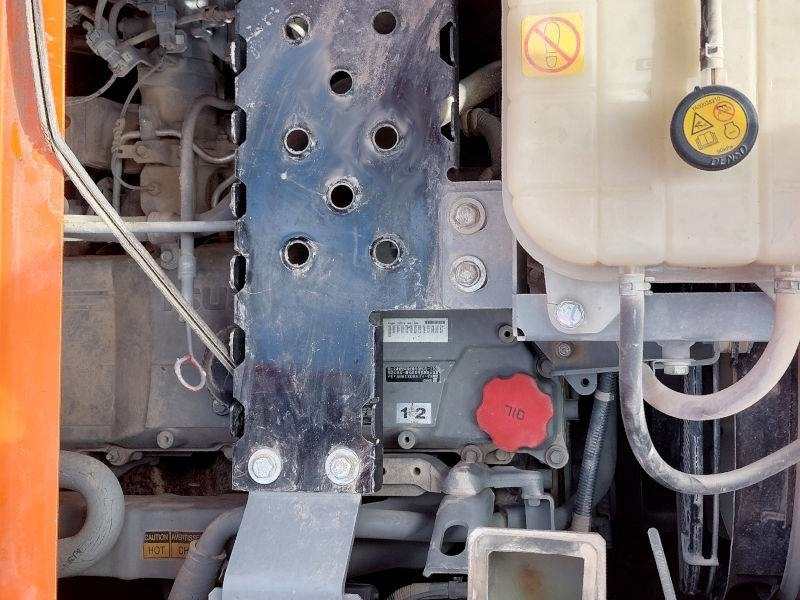 Excavadora de cadenas Hitachi ZX 225 US LC-6: foto 7 Excavadora de cadenas Hitachi ZX 225 US LC-6: foto 7