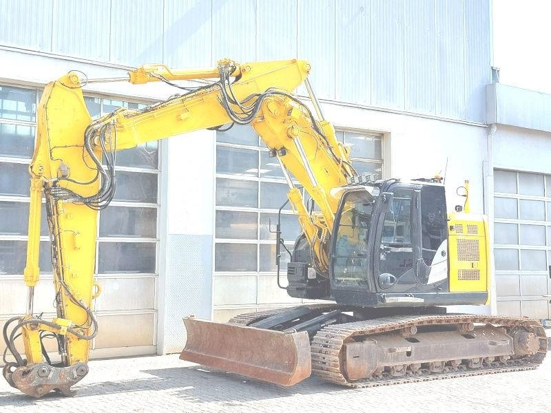 Hitachi ZX 225 US LC-6 - Excavadora de cadenas: foto 2 Hitachi ZX 225 US LC-6 - Excavadora de cadenas: foto 2