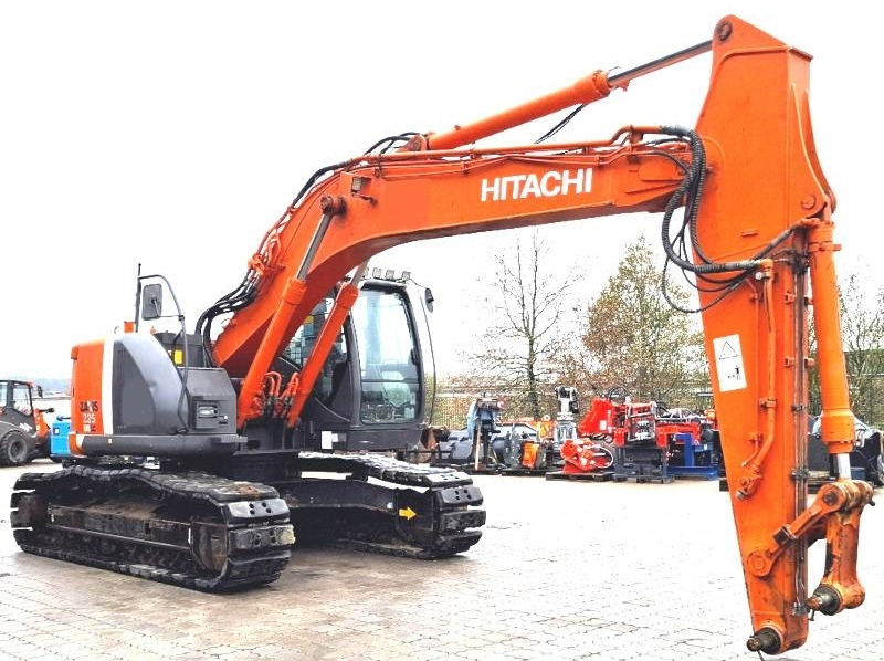 Hitachi ZX 225 USLC-3 - Excavadora de cadenas: foto 4 Hitachi ZX 225 USLC-3 - Excavadora de cadenas: foto 4
