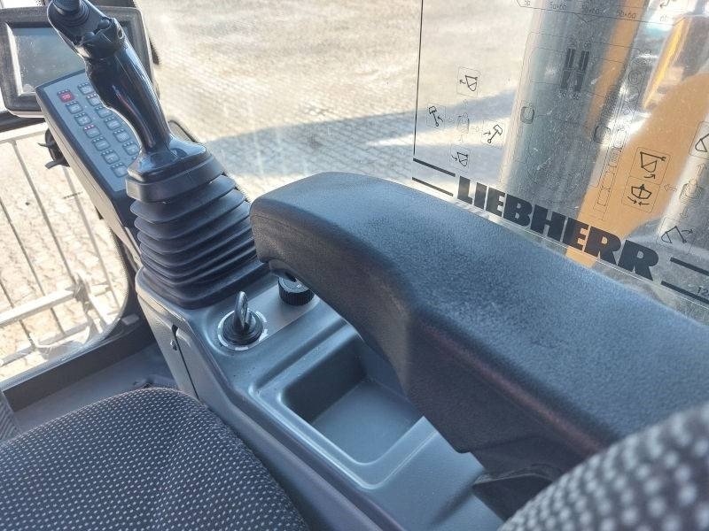 Excavadora de cadenas Liebherr R 956 LC: foto 14