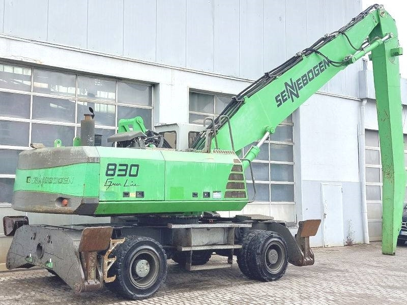 Sennebogen 830 - Manipulador de materiales: foto 5 Sennebogen 830 - Manipulador de materiales: foto 5