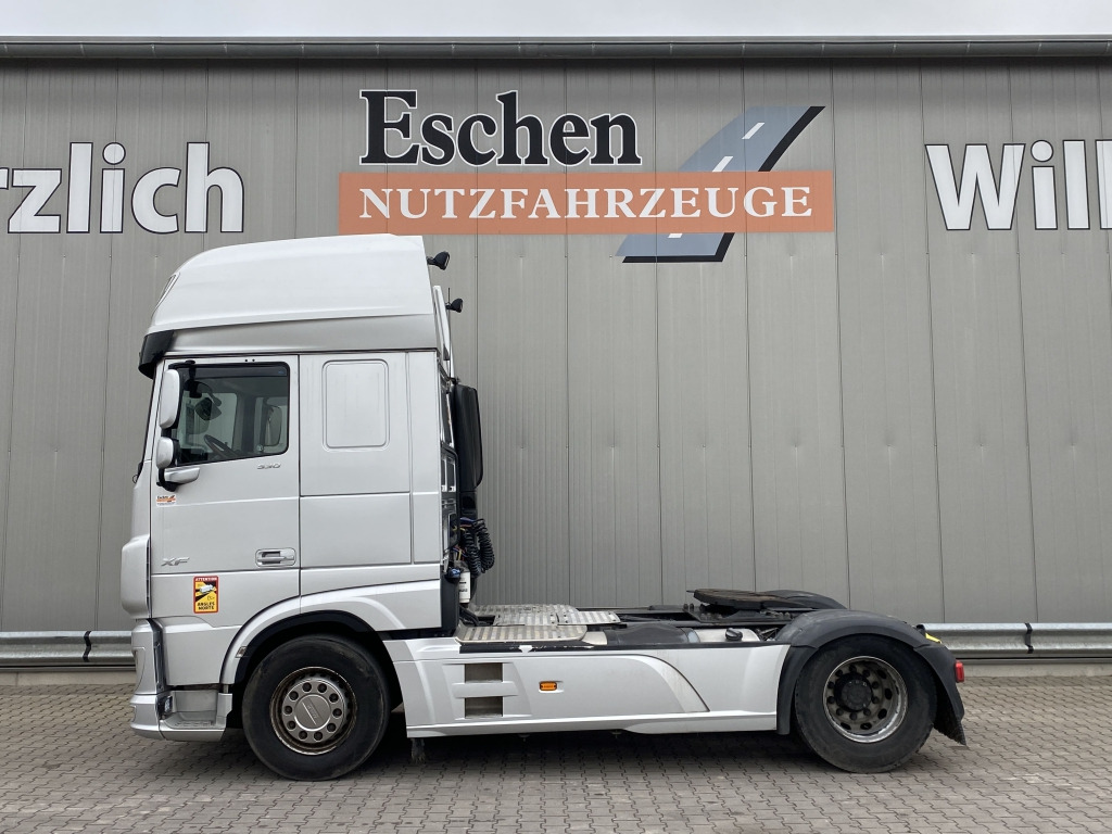 DAF XF 530 FT - Cabeza tractora: foto 2 DAF XF 530 FT - Cabeza tractora: foto 2