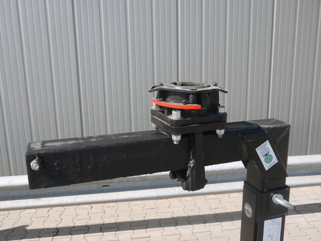 Kinshofer Palettengabel 2 Tonnen aus 2021 - Camión caja abierta, Camión grúa: foto 4 Kinshofer Palettengabel 2 Tonnen aus 2021 - Camión caja abierta, Camión grúa: foto 4