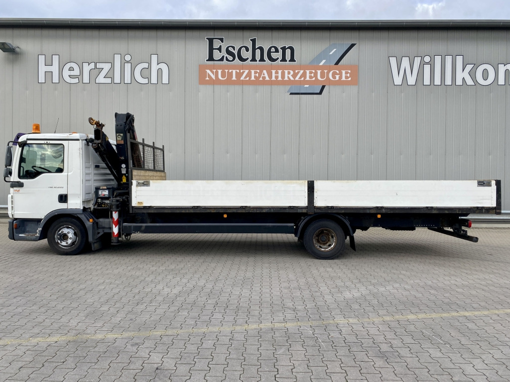 MAN TGL 12.220 4x2 BL / HIAB Faltkran - Camión caja abierta, Camión grúa: foto 2 MAN TGL 12.220 4x2 BL / HIAB Faltkran - Camión caja abierta, Camión grúa: foto 2