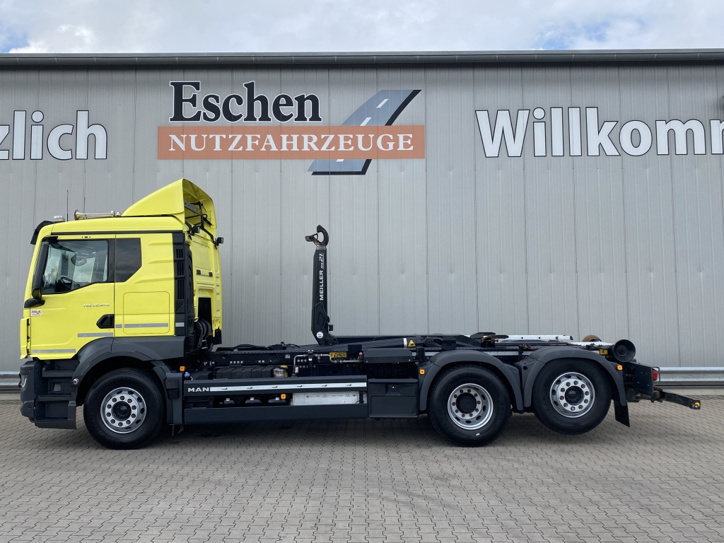 MAN TGS 26.470 6x2-2 BL - Camión multibasculante: foto 3 MAN TGS 26.470 6x2-2 BL - Camión multibasculante: foto 3