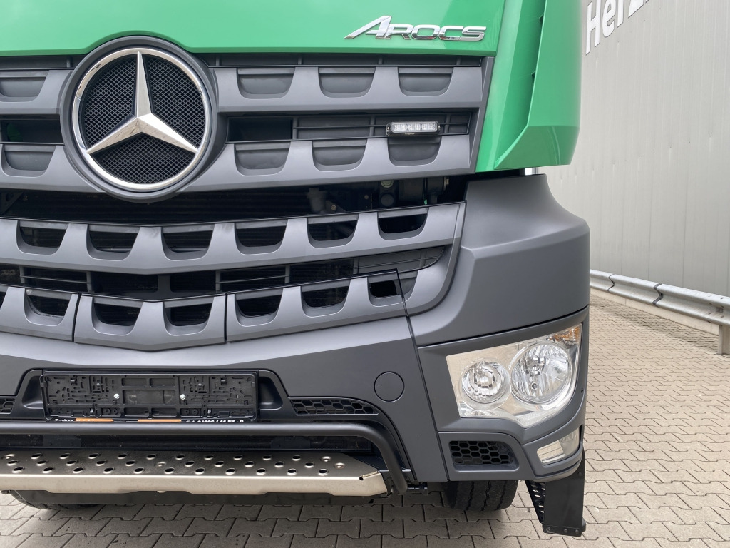 Camión volquete Mercedes-Benz 3345 6x6 Arocs: foto 10
