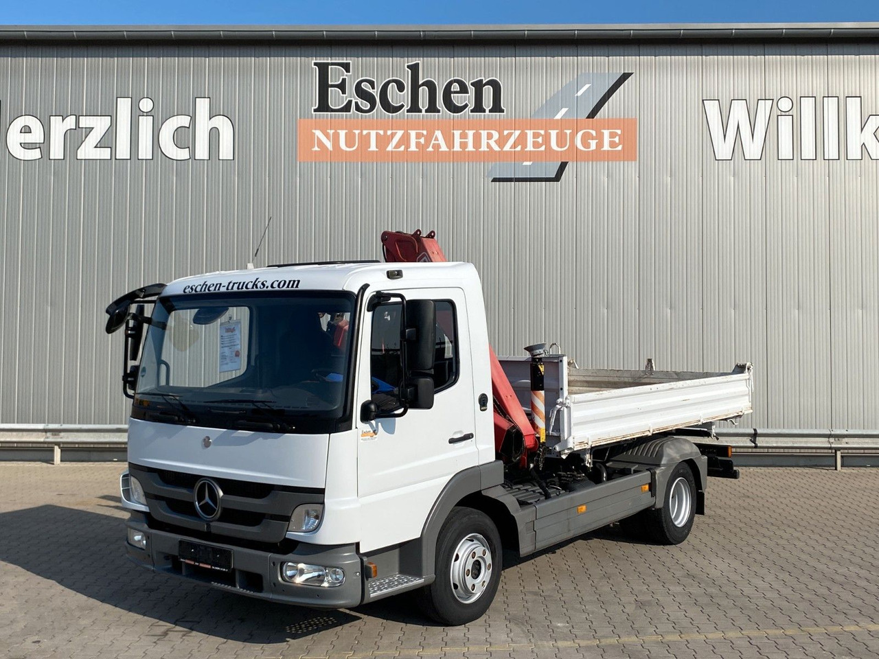 Mercedes-Benz 818 Atego | Fassi F65*MEILLER*PKW-AHK*1.Hand - Camión volquete, Camión grúa: foto 1 Mercedes-Benz 818 Atego | Fassi F65*MEILLER*PKW-AHK*1.Hand - Camión volquete, Camión grúa: foto 1