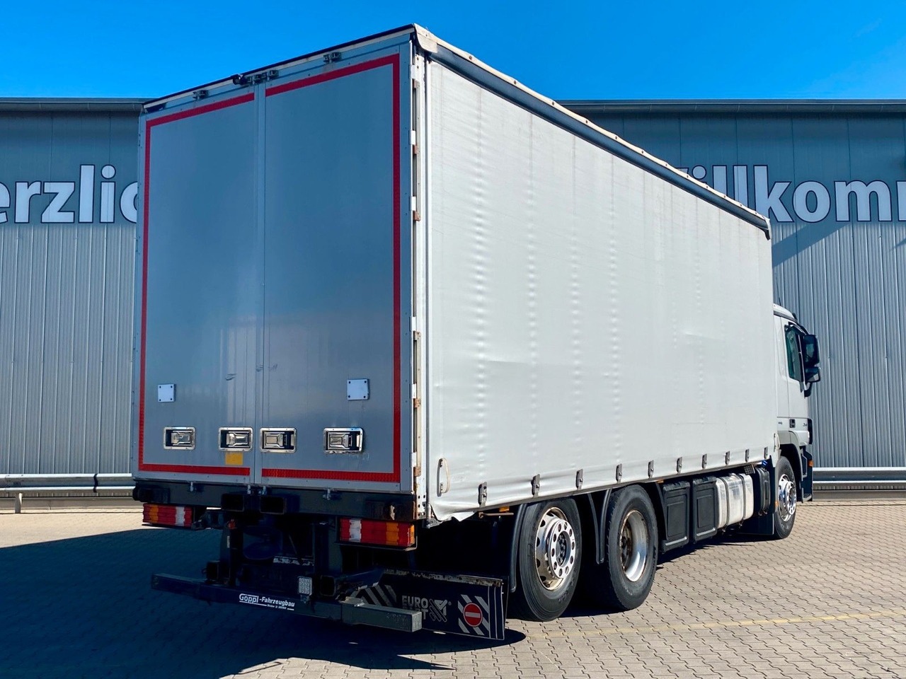Mercedes-Benz Actros 2541| beidseitig Gardine*Edscha*AHK*Klima - Camión lona: foto 5 Mercedes-Benz Actros 2541| beidseitig Gardine*Edscha*AHK*Klima - Camión lona: foto 5