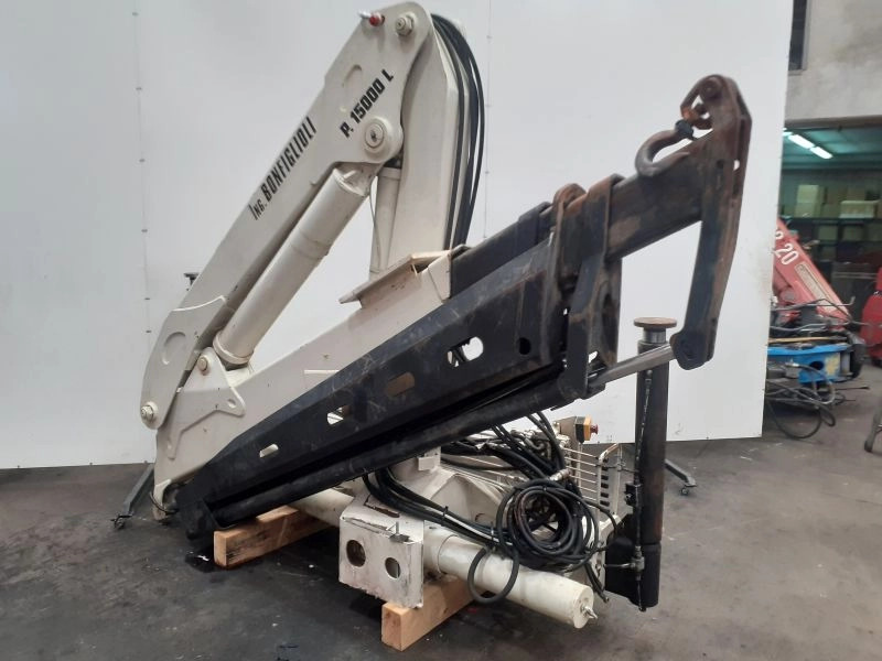 Grúa Bonfiglioli P15000L - Grúa para camión para Camión: foto 1 Grúa Bonfiglioli P15000L - Grúa para camión para Camión: foto 1