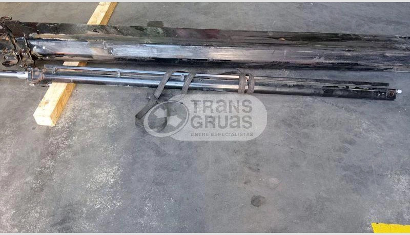 Grúa HMF 1110 K2 solo para recambios - Grúa para camión para Camión: foto 1 Grúa HMF 1110 K2 solo para recambios - Grúa para camión para Camión: foto 1