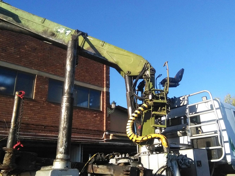 Grúa forestal Loglift F241 - Grúa para camión para Maquinaria forestal: foto 4 Grúa forestal Loglift F241 - Grúa para camión para Maquinaria forestal: foto 4