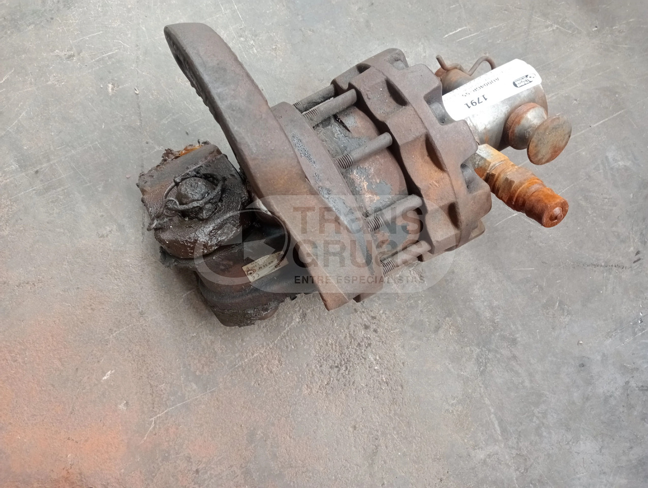 Rotator Baltrotors ocasión 5.500 Kg - Implemento: foto 1 Rotator Baltrotors ocasión 5.500 Kg - Implemento: foto 1