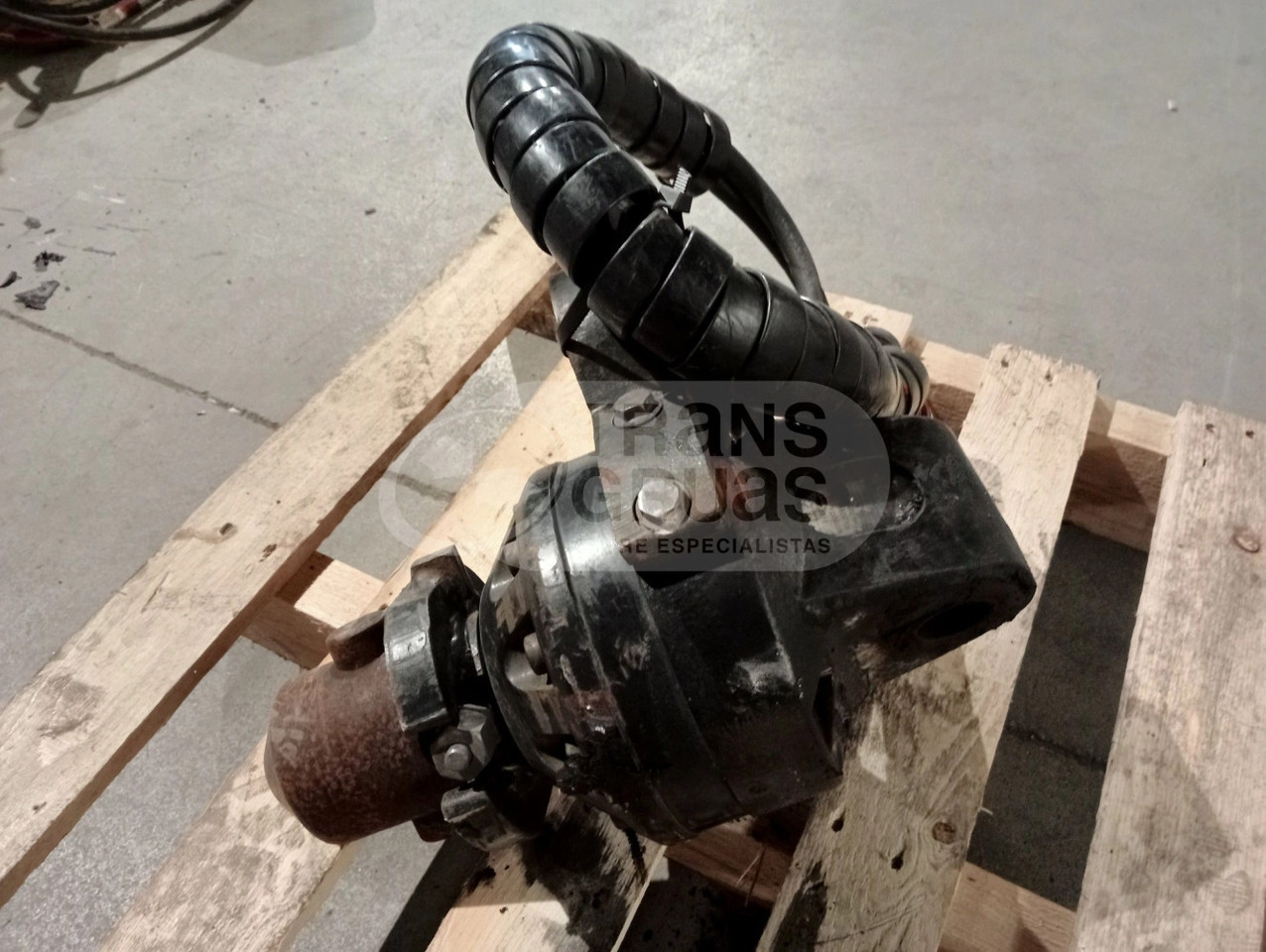 Rotator ocasión 4.500 KG - Implemento: foto 1 Rotator ocasión 4.500 KG - Implemento: foto 1