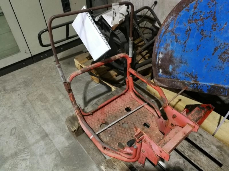 KIT SOPORTE ASIENTO EN COLUMNA FASSI - Asiento para Grúa: foto 1 KIT SOPORTE ASIENTO EN COLUMNA FASSI - Asiento para Grúa: foto 1