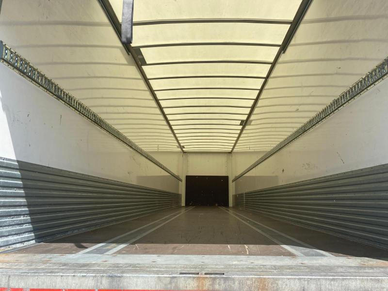 Lecitrailer - Semirremolque caja cerrada: foto 4 Lecitrailer - Semirremolque caja cerrada: foto 4