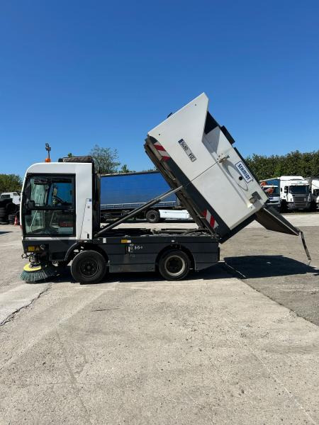 Schmidt Clingo 500 Compact 400 - Barredora vial: foto 3 Schmidt Clingo 500 Compact 400 - Barredora vial: foto 3