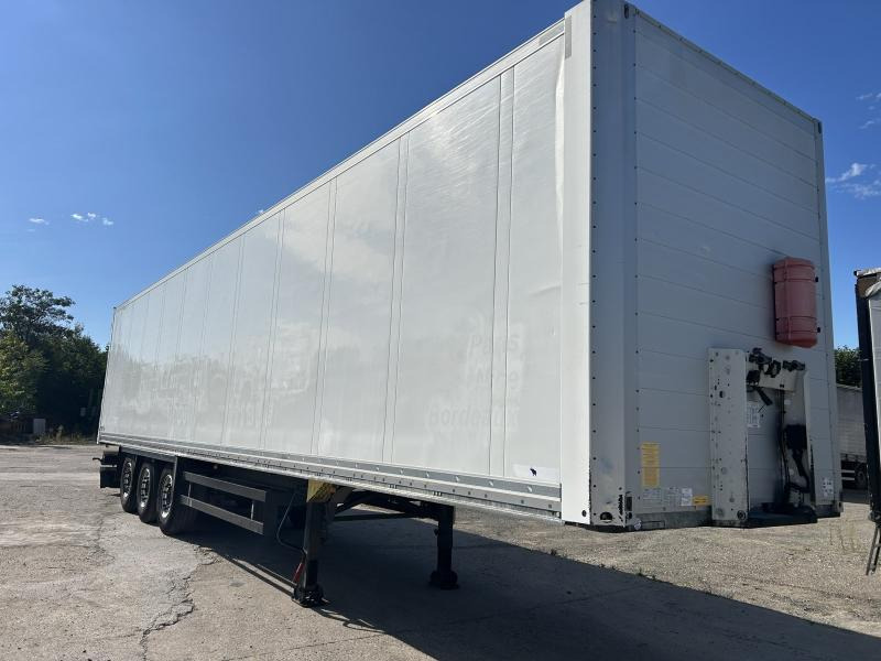 Schmitz Cargobull - Semirremolque caja cerrada: foto 1 Schmitz Cargobull - Semirremolque caja cerrada: foto 1