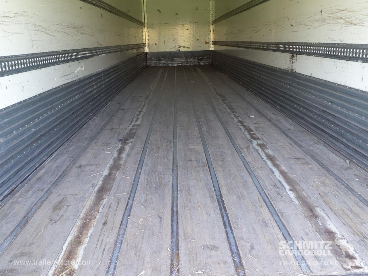 FRUEHAUF Dryfreight Standard Roller shutter door - Semirremolque caja cerrada: foto 3 FRUEHAUF Dryfreight Standard Roller shutter door - Semirremolque caja cerrada: foto 3