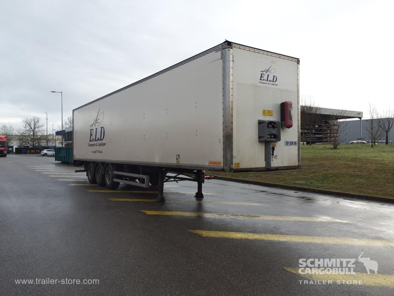 FRUEHAUF Dryfreight Standard Roller shutter door - Semirremolque caja cerrada: foto 1 FRUEHAUF Dryfreight Standard Roller shutter door - Semirremolque caja cerrada: foto 1