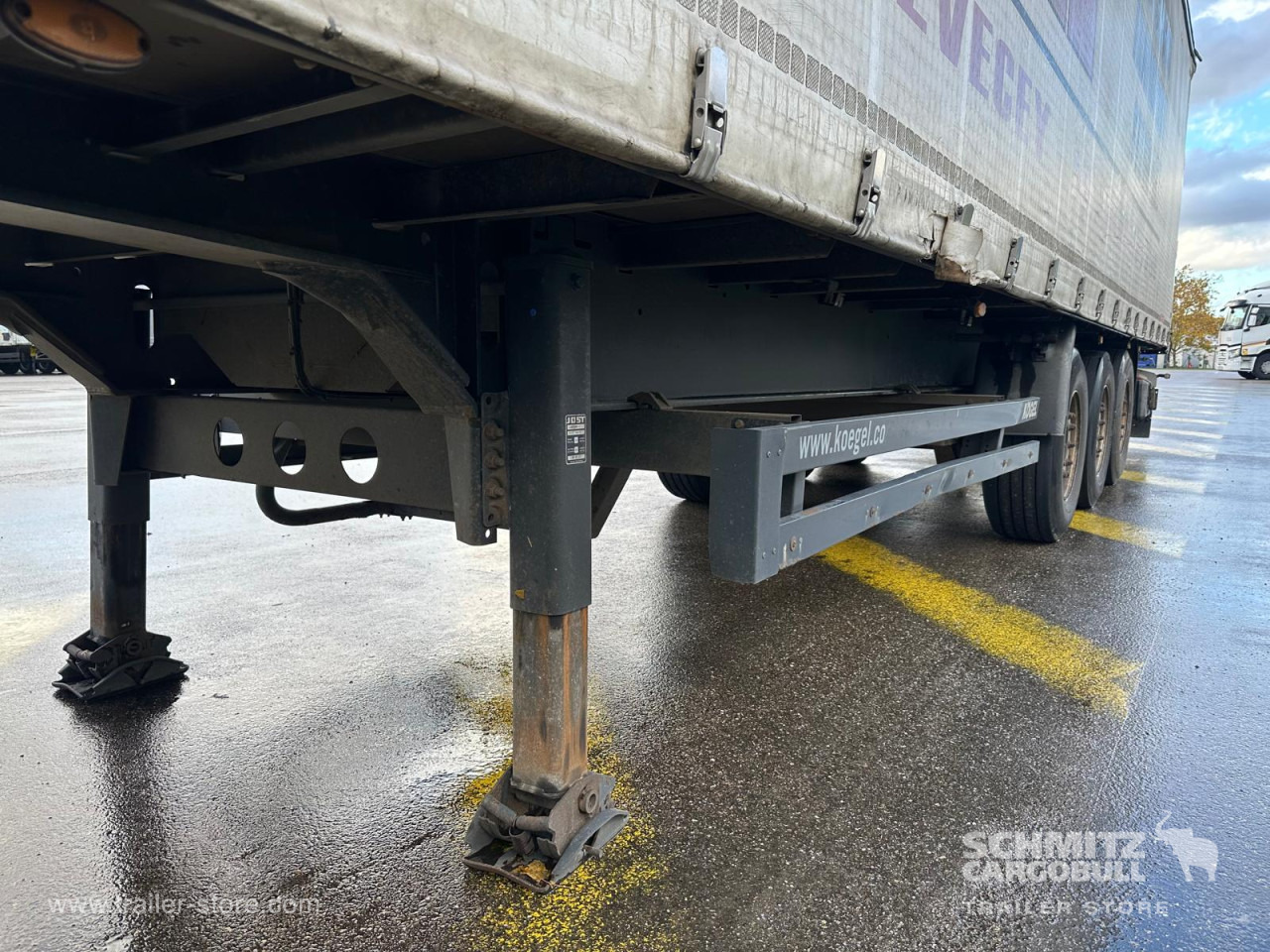 KOEGEL Curtainsider Standard - Semirremolque lona: foto 2 KOEGEL Curtainsider Standard - Semirremolque lona: foto 2