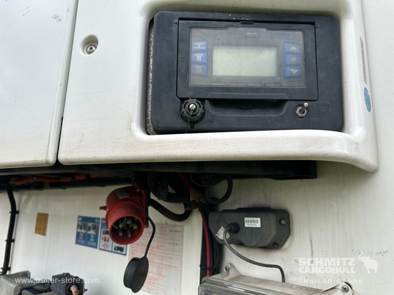 LAMBERET Reefer Multitemp - Semirremolque isotérmico: foto 2 LAMBERET Reefer Multitemp - Semirremolque isotérmico: foto 2