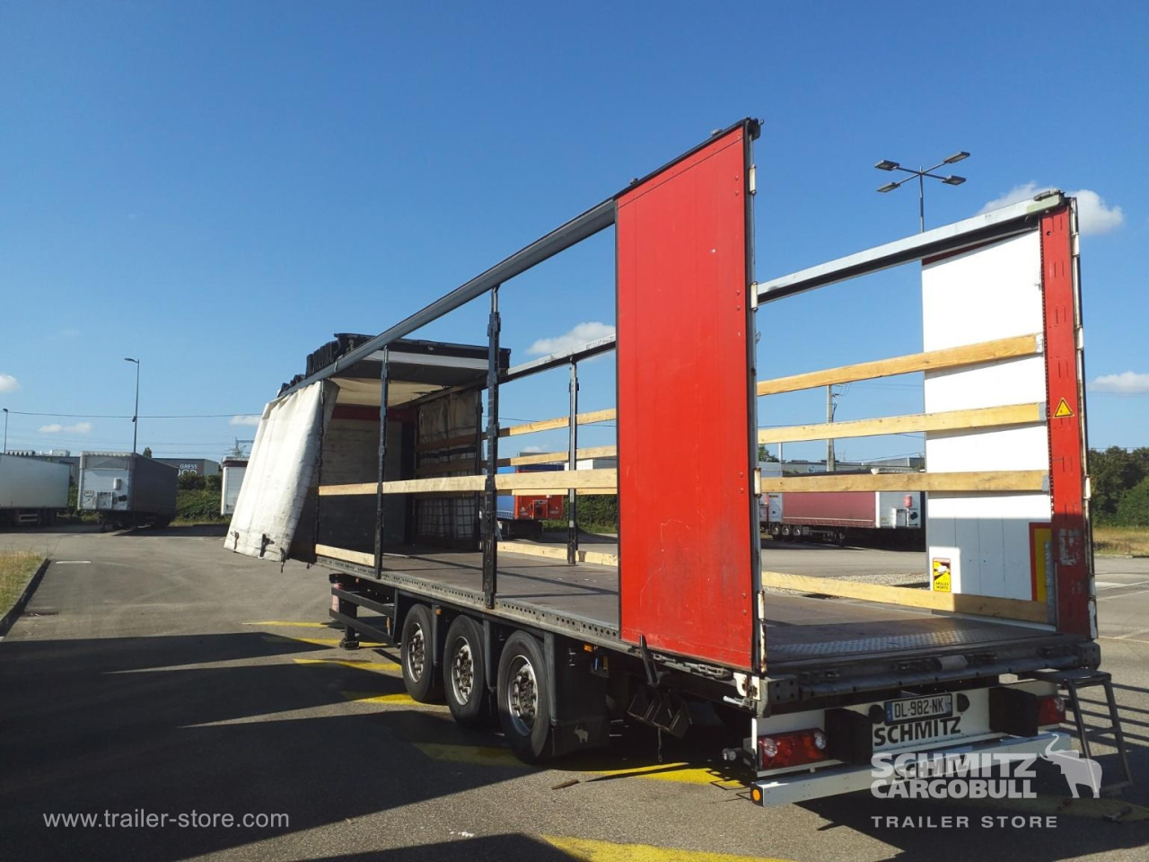 SCHMITZ Curtainsider Standard - Semirremolque lona: foto 2 SCHMITZ Curtainsider Standard - Semirremolque lona: foto 2