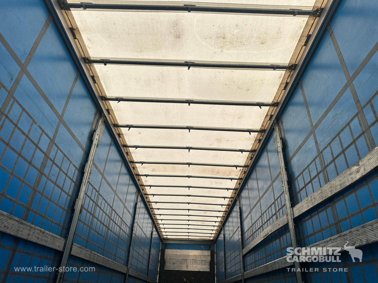 SCHMITZ Curtainsider Standard - Semirremolque lona: foto 5 SCHMITZ Curtainsider Standard - Semirremolque lona: foto 5