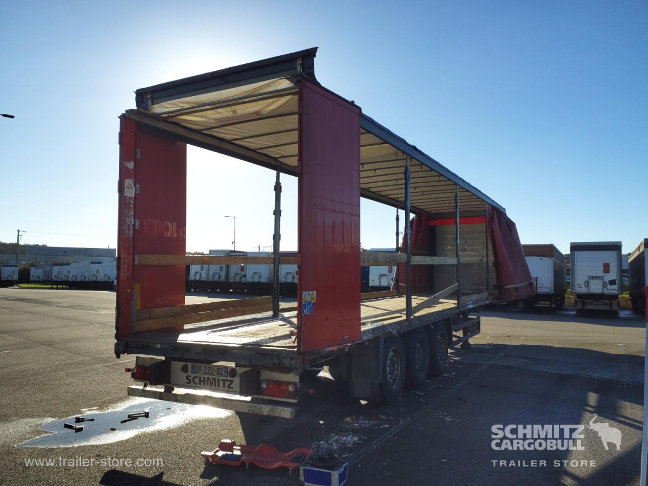 SCHMITZ Curtainsider Standard - Semirremolque lona: foto 2 SCHMITZ Curtainsider Standard - Semirremolque lona: foto 2