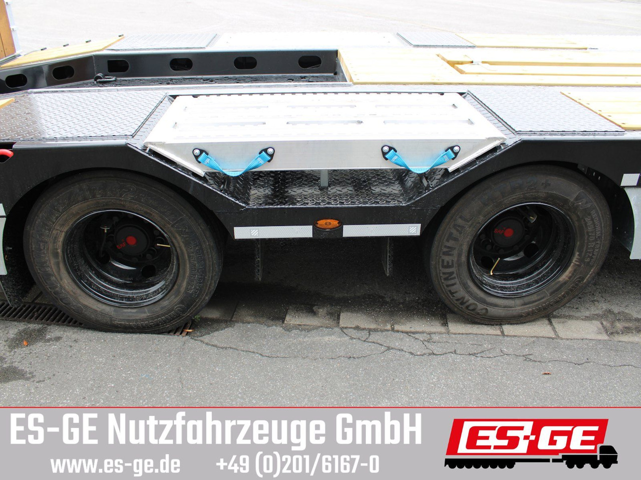 Schwarzmüller Tieflader mit gekröpftem Plateau - Remolque góndola rebajadas: foto 5 Schwarzmüller Tieflader mit gekröpftem Plateau - Remolque góndola rebajadas: foto 5