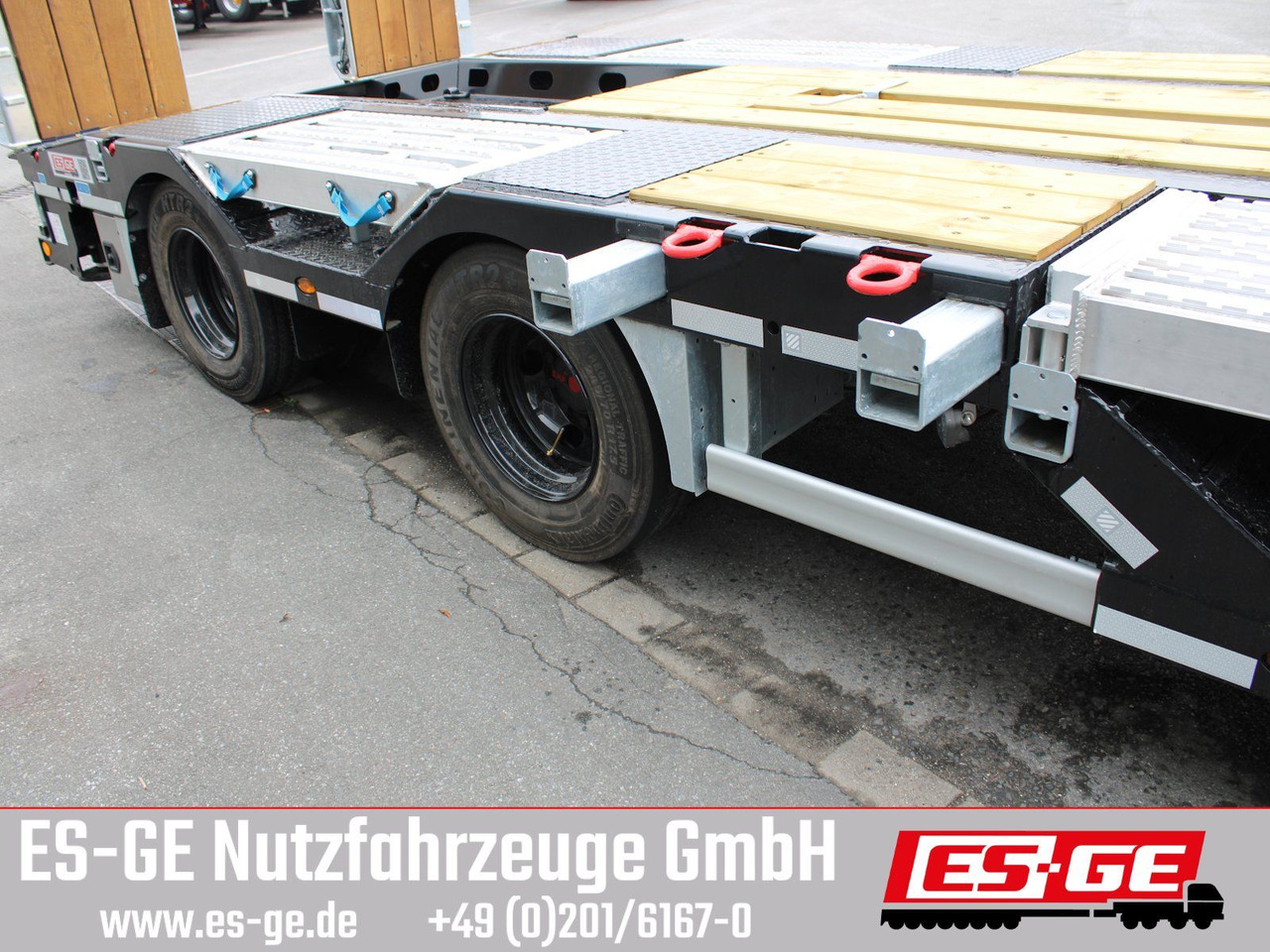 Schwarzmüller Tieflader mit gekröpftem Plateau - Remolque góndola rebajadas: foto 4 Schwarzmüller Tieflader mit gekröpftem Plateau - Remolque góndola rebajadas: foto 4