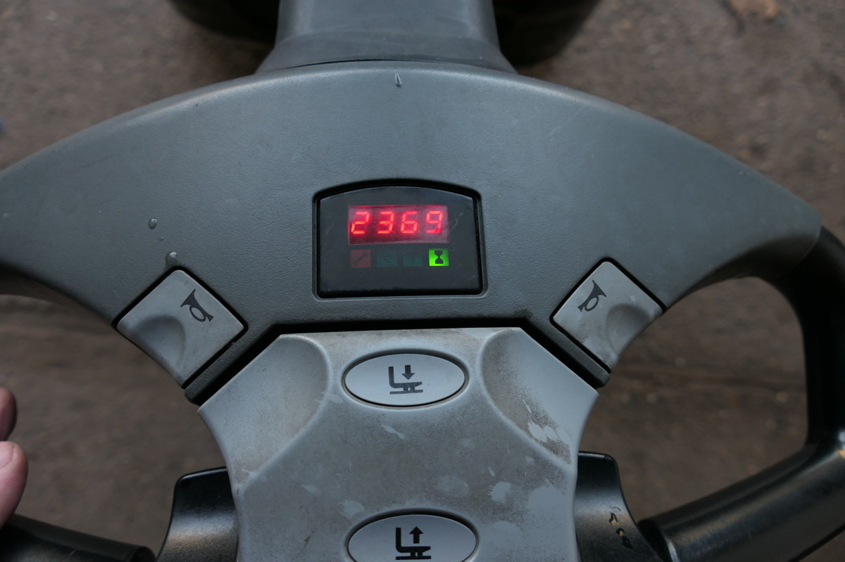 Transpaleta BT SWE 080L Batterie 38/2020: foto 7