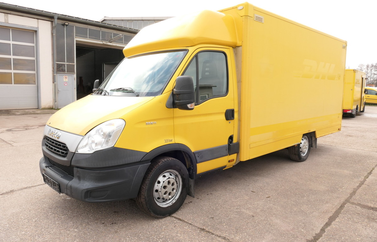 IVECO Daily 35 S11 C30C AUTOMATIK KAMERA MAXI KAMERA R - Furgoneta caja cerrada: foto 1 IVECO Daily 35 S11 C30C AUTOMATIK KAMERA MAXI KAMERA R - Furgoneta caja cerrada: foto 1