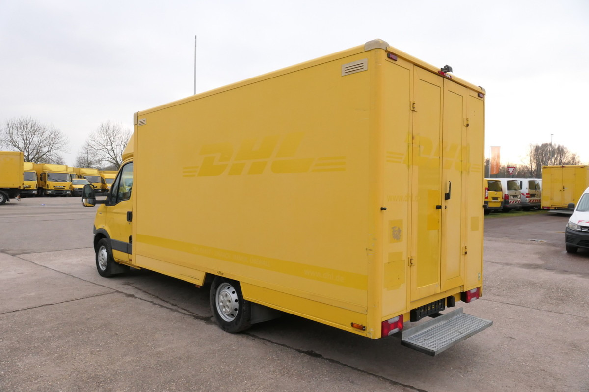 IVECO Daily 35 S11 C30C AUTOMATIK KAMERA MAXI KAMERA R - Furgoneta caja cerrada: foto 4 IVECO Daily 35 S11 C30C AUTOMATIK KAMERA MAXI KAMERA R - Furgoneta caja cerrada: foto 4