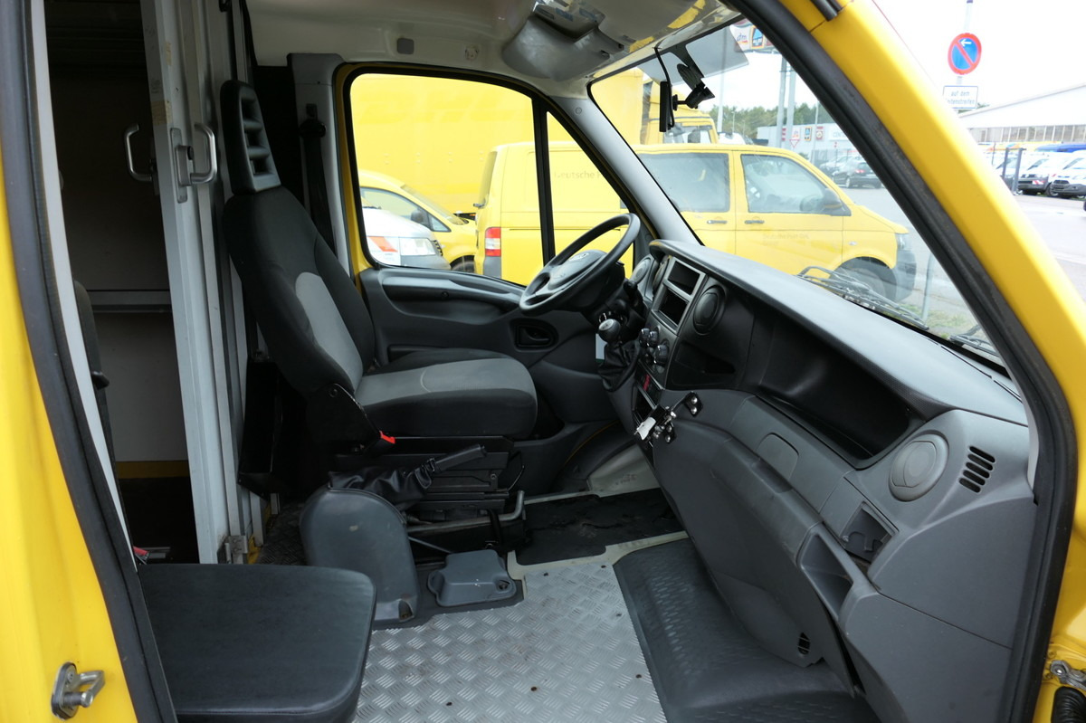 IVECO Daily 35 S11 C30C AUTOMATIK KAMERA MAXI KAMERA R - Furgoneta caja cerrada: foto 5 IVECO Daily 35 S11 C30C AUTOMATIK KAMERA MAXI KAMERA R - Furgoneta caja cerrada: foto 5
