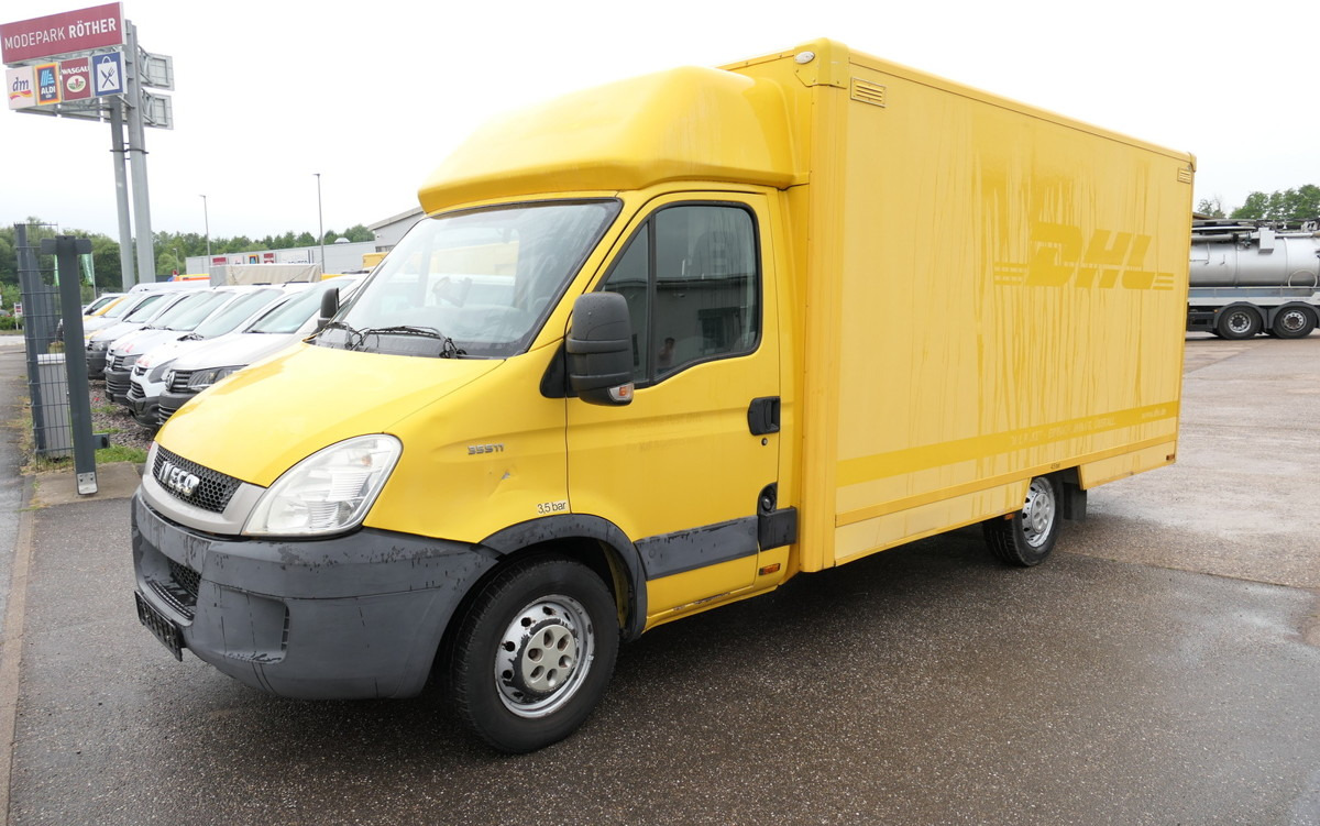 IVECO Daily 35 S11 C30C AUTOMATIK KAMERA MAXI Regale D - Furgoneta caja cerrada: foto 3 IVECO Daily 35 S11 C30C AUTOMATIK KAMERA MAXI Regale D - Furgoneta caja cerrada: foto 3