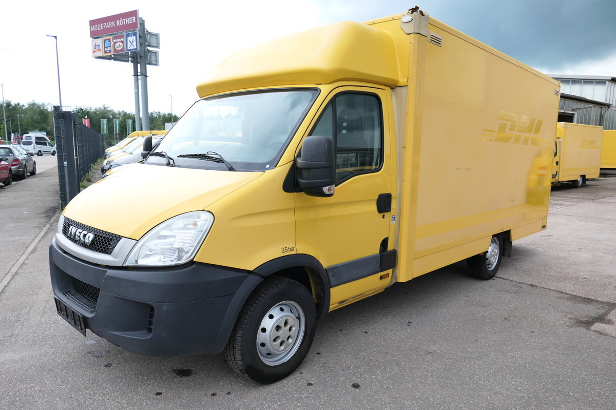 IVECO Daily 35 S11 C30C AUTOMATIK KAMERA MAXI Regale D - Furgoneta caja cerrada: foto 2 IVECO Daily 35 S11 C30C AUTOMATIK KAMERA MAXI Regale D - Furgoneta caja cerrada: foto 2