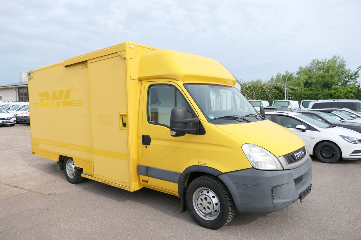 IVECO Daily 35 S11 C30C AUTOMATIK KAMERA MAXI Regale D - Furgoneta caja cerrada: foto 2 IVECO Daily 35 S11 C30C AUTOMATIK KAMERA MAXI Regale D - Furgoneta caja cerrada: foto 2