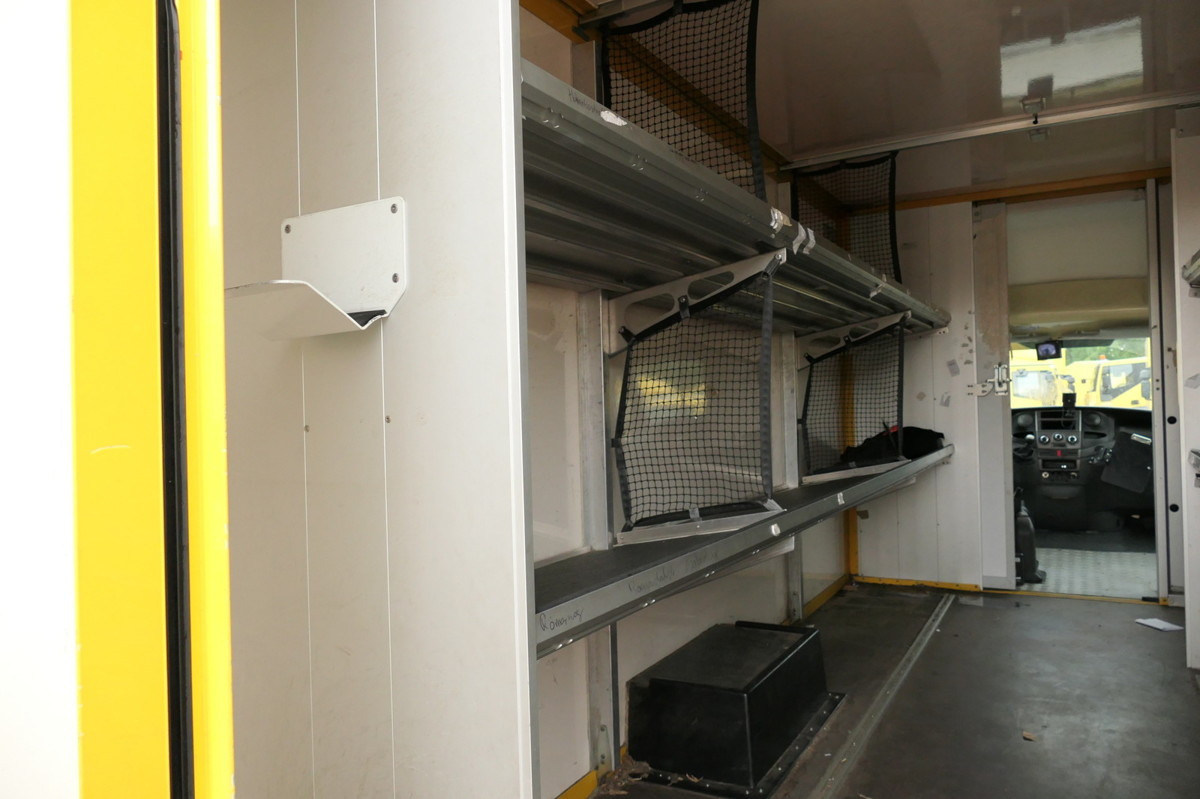 Furgoneta caja cerrada IVECO Daily 35 S11 C30C AUTOMATIK KAMERA MAXI Regale L: foto 7