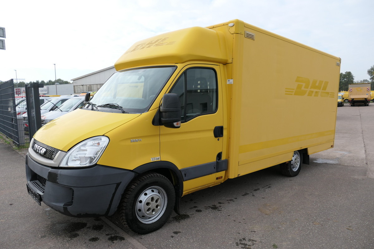 IVECO Daily 35 S11 C30C AUTOMATIK KAMERA Regale LUFT - Furgoneta caja cerrada: foto 1 IVECO Daily 35 S11 C30C AUTOMATIK KAMERA Regale LUFT - Furgoneta caja cerrada: foto 1