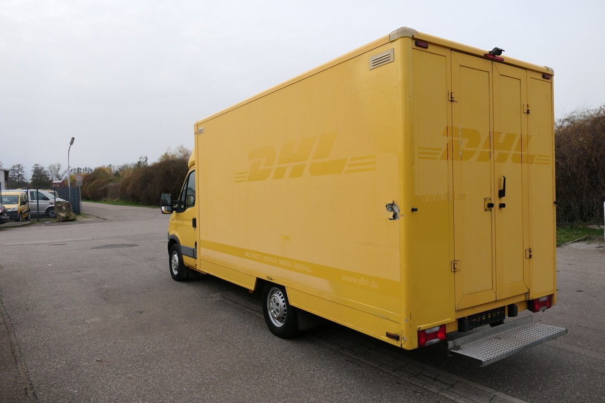 IVECO Daily 35 S11 C30C AUTOMATIK KAMERA Regale LUFT D - Furgoneta caja cerrada: foto 4 IVECO Daily 35 S11 C30C AUTOMATIK KAMERA Regale LUFT D - Furgoneta caja cerrada: foto 4