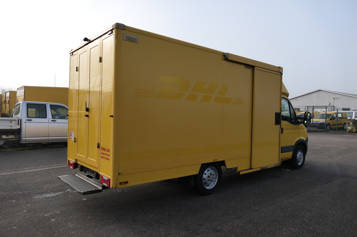IVECO Daily 35 S11 C30C AUTOMATIK KAMERA Regale LUFT D - Furgoneta caja cerrada: foto 3 IVECO Daily 35 S11 C30C AUTOMATIK KAMERA Regale LUFT D - Furgoneta caja cerrada: foto 3