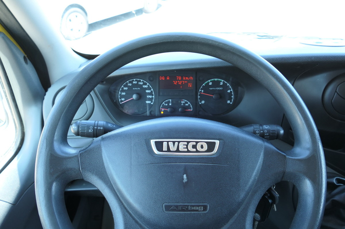 Furgoneta caja cerrada IVECO Daily 35 S11 C30C AUTOMATIK KAMERA Regale LUFT D: foto 11