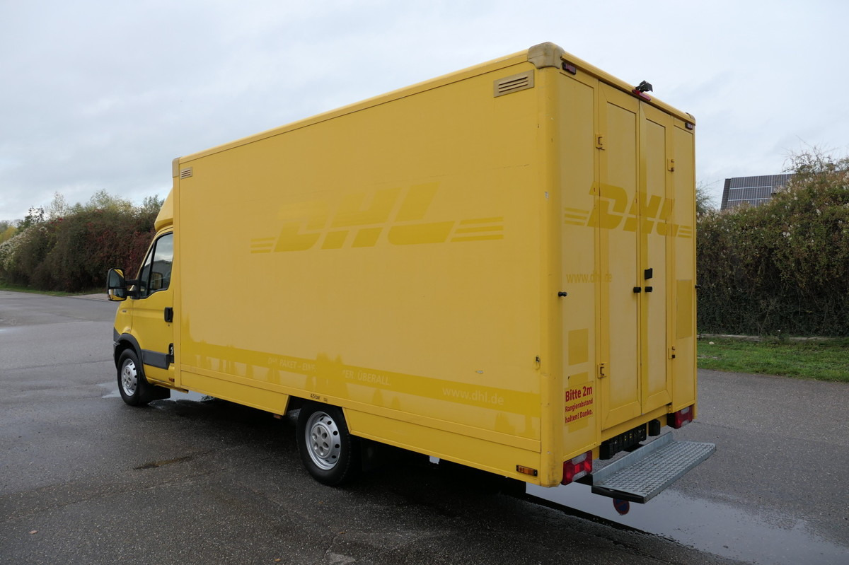 IVECO Daily 35 S11 C30C AUTOMATIK KAMERA Regale LUFT D - Furgoneta caja cerrada: foto 4 IVECO Daily 35 S11 C30C AUTOMATIK KAMERA Regale LUFT D - Furgoneta caja cerrada: foto 4