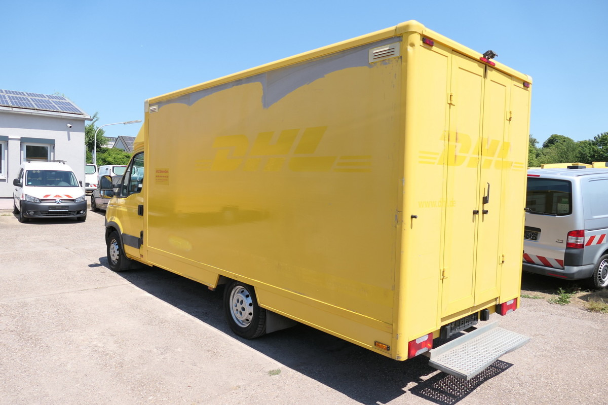 IVECO Daily 35 S11 C30C AUTOMATIK KAMERA Regale LUFT D - Furgoneta caja cerrada: foto 4 IVECO Daily 35 S11 C30C AUTOMATIK KAMERA Regale LUFT D - Furgoneta caja cerrada: foto 4