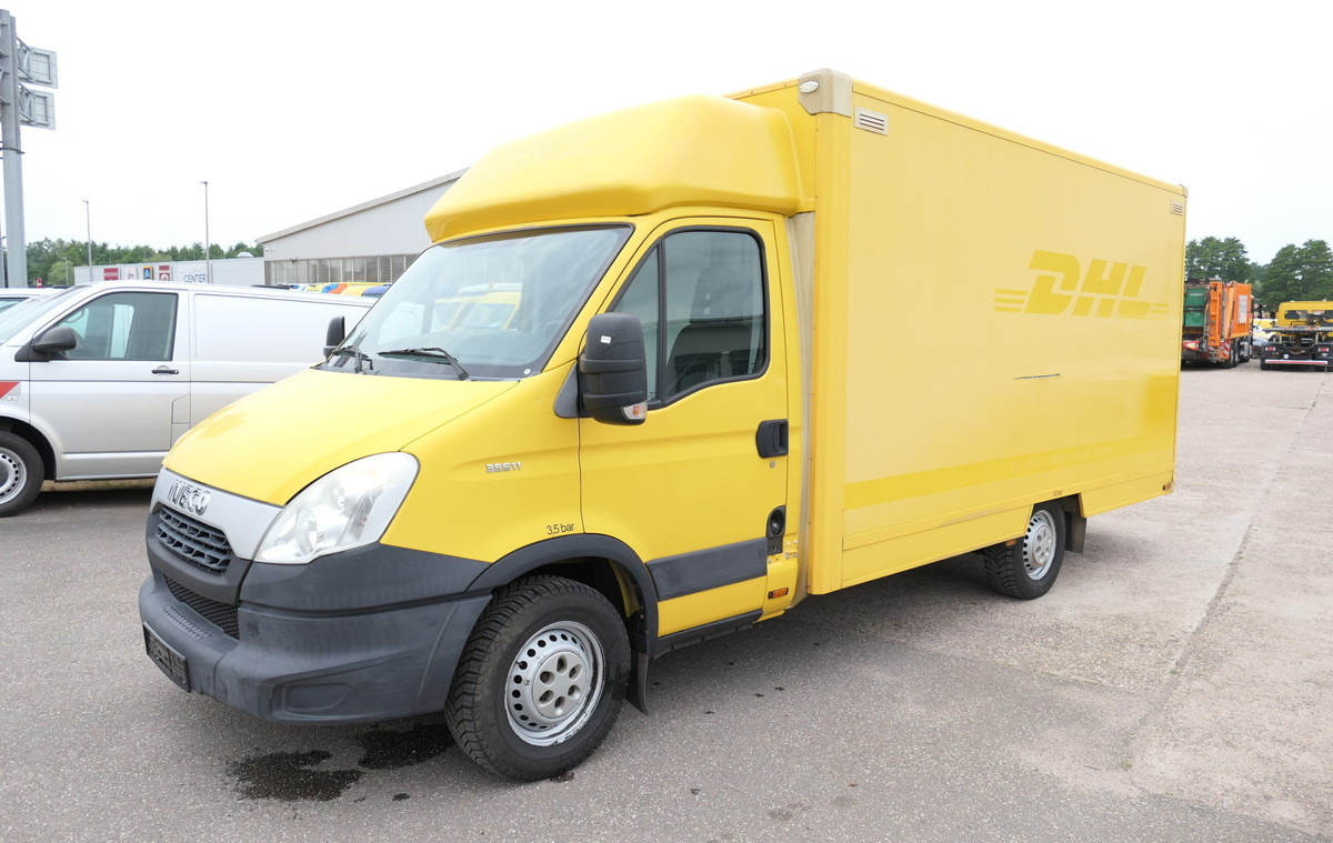 IVECO Daily 35 S11 C30C AUTOMATIK KAMERA Regale LUFT D - Furgoneta caja cerrada: foto 2 IVECO Daily 35 S11 C30C AUTOMATIK KAMERA Regale LUFT D - Furgoneta caja cerrada: foto 2